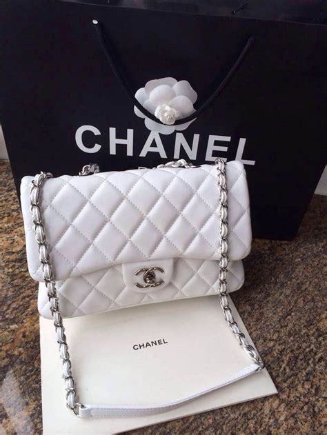 bolsa chanel de gato blanca